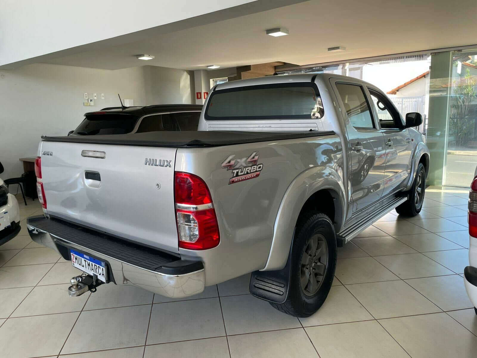 Imagem do veículo  TOYOTA HILUX CD 4X4 STD